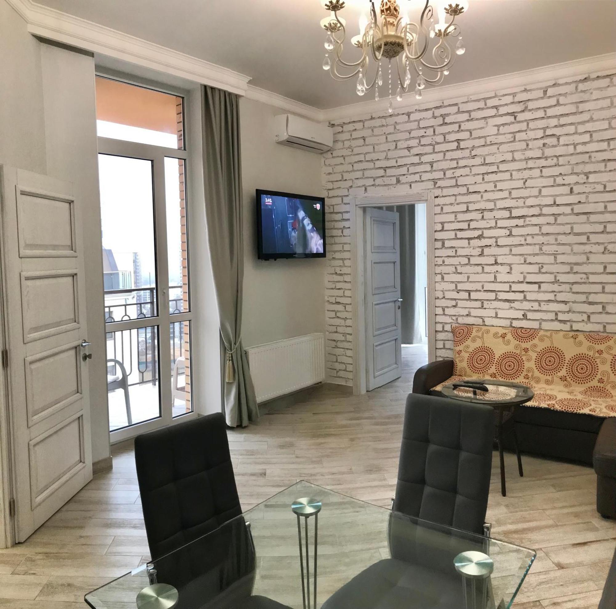 Апартаменты в Аркадии у моря 2 спальни Одесса Экстерьер фото